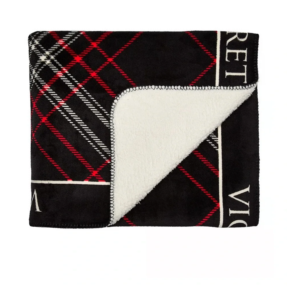 Victoria's Secret Black & Red Fleece Plaid Blanket